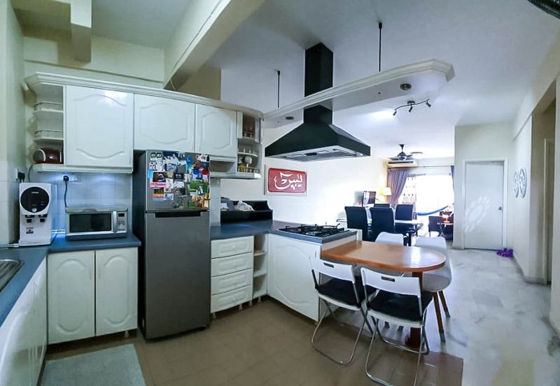 Sri Jelatek Condominium