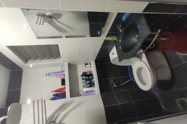 Residensi Bistaria, Ukay Bistari