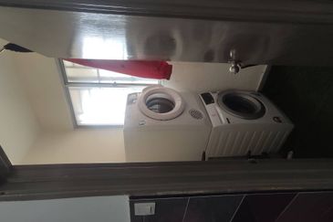 Residensi Bistaria, Ukay Bistari