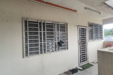 Residensi Bistaria, Ukay Bistari