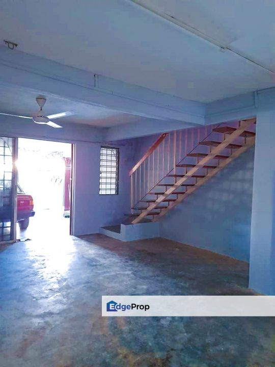 [FREEHOLD] 2ST Taman Desa Sri Jenaris, Sungai Kantan Permai, Kajang, Selangor, Kajang