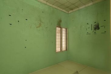 Apartment Suria Damansara Damai atas Speedmart nr MRT dan PLUS Highway