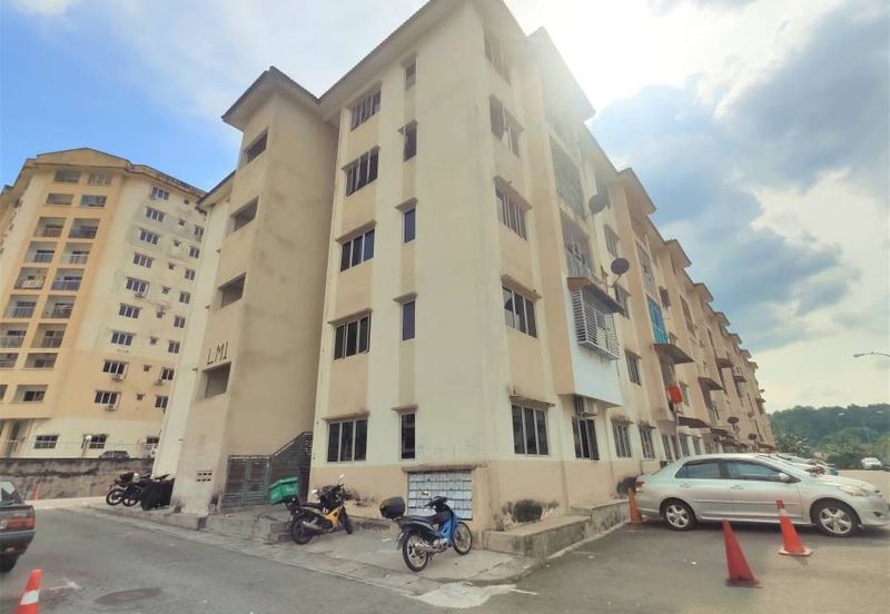 Apartment Bukit Kenangan