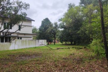[FREEHOLD& 11,762sf] Bungalow Lot, Bukit Jelutong Seksyen U8 Shah Alam
