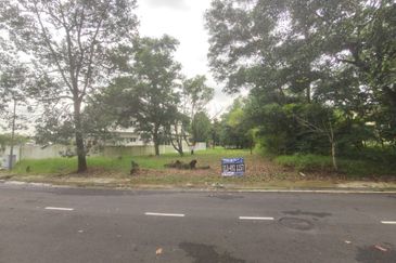 [FREEHOLD& 11,762sf] Bungalow Lot, Bukit Jelutong Seksyen U8 Shah Alam