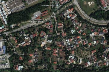 [FREEHOLD& 11,762sf] Bungalow Lot, Bukit Jelutong Seksyen U8 Shah Alam