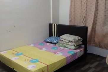 Flat Desa Mentari Blok 5