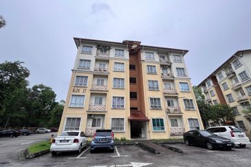 Pangsapuri Seroja Bukit Jelutong