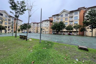 Pangsapuri Seroja Bukit Jelutong