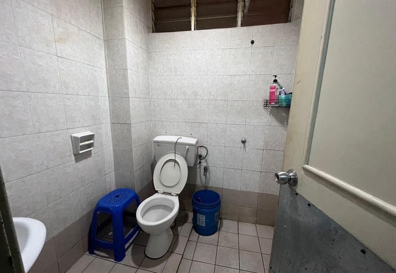 Pangsapuri Seroja Bukit Jelutong