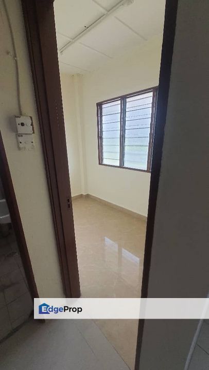 Flat Taman Prima Selayang, Batu Caves LIFT, Selangor, Selayang