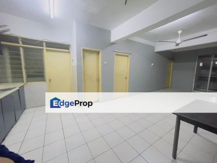 Spring Court Apartment Taman Mas Puchong Prima LRT Lift Koi, Selangor, Puchong