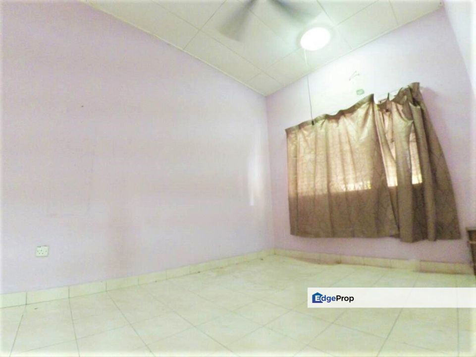 Single Storey Bandar Putera, Klang Jalan Kebun Puteri 2 Shah Alam, Selangor, Klang