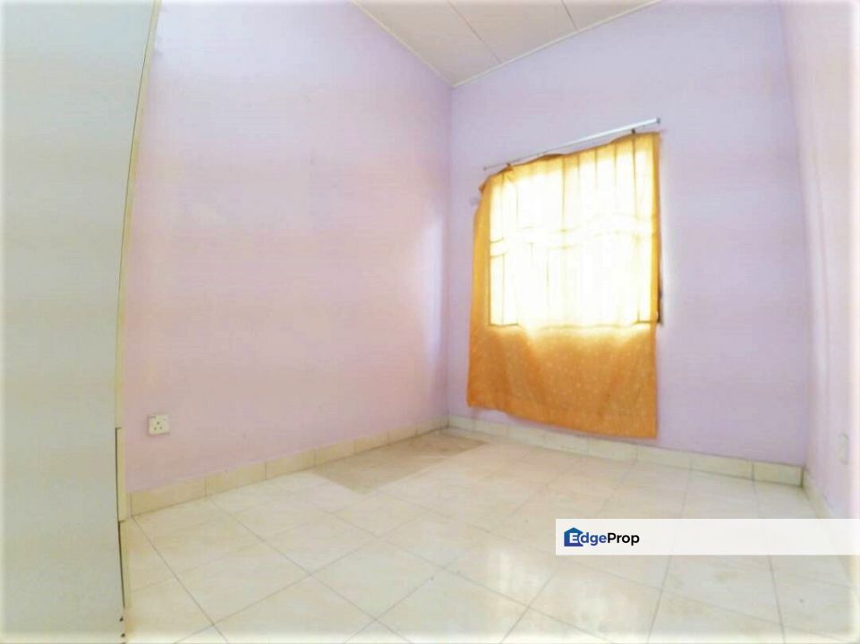 Single Storey Bandar Putera, Klang Jalan Kebun Puteri 2 Shah Alam, Selangor, Klang