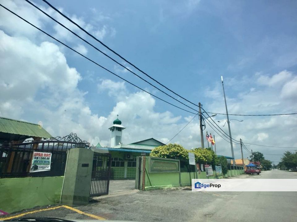 Tanah Lot Geran Individu Near Lrt Putra Height Shah Alam, Selangor, Shah Alam