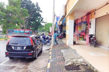 Taman Saujana Utama 3