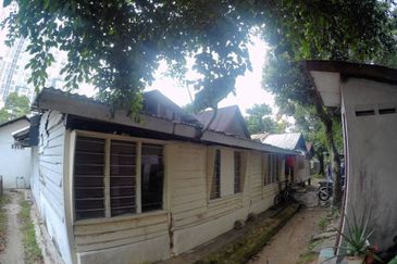 Kampung Baru Air Panas