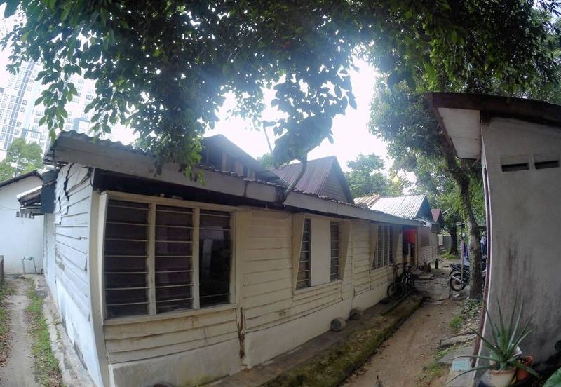 Kampung Baru Air Panas