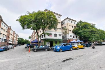 Bukit Tinggi 2 Apartment
