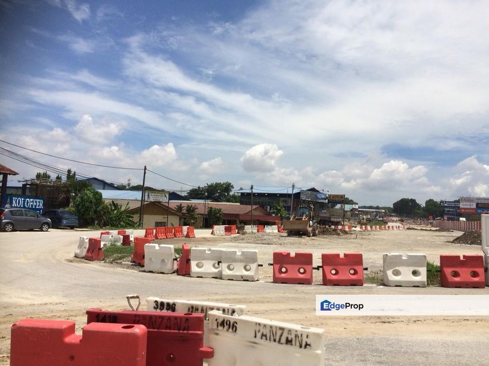 Tanah Kampung Melayu Subang menghadap DASH Mainroad, Sungai Buloh, Selangor, Subang