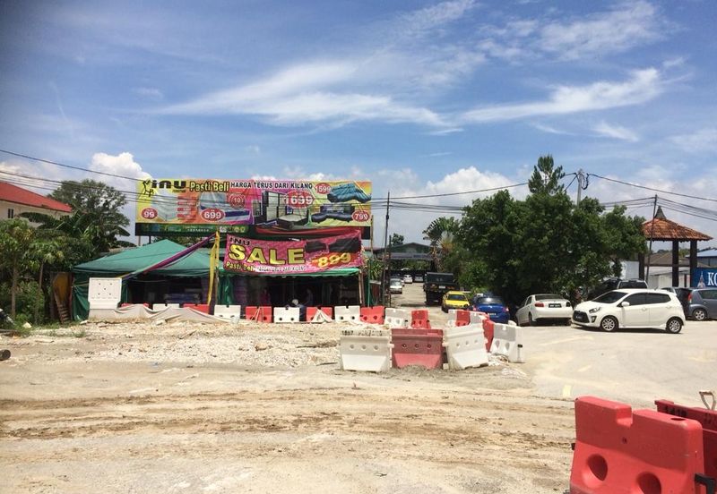 Kampung Melayu Subang