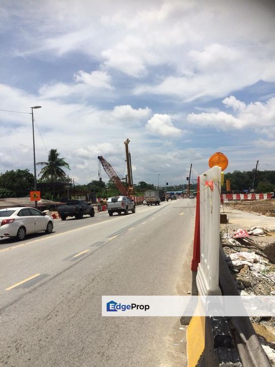 Tanah Kampung Melayu Subang menghadap DASH Mainroad, Sungai Buloh, Selangor, Subang