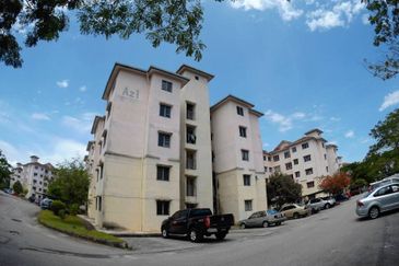 Azalea Court, Bandar Tasik Puteri