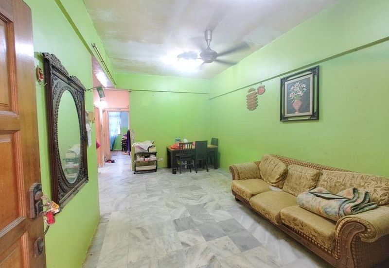 Pangsapuri Sri Pelangi