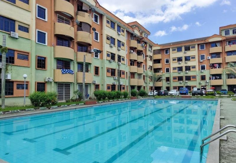 Pangsapuri Sri Pelangi