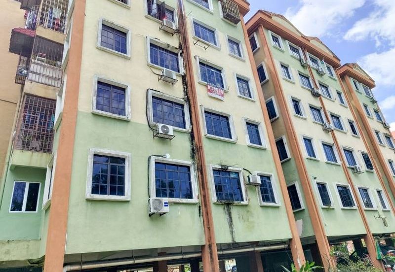 Pangsapuri Sri Pelangi