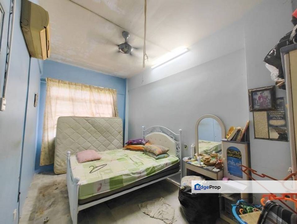 [ LIFT & POOL ] Aparment Sri Pelangi, Subang Bestari U5, Shah Alam, Selangor, Subang