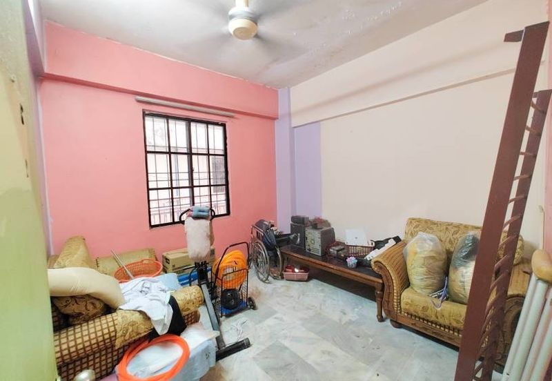 Pangsapuri Sri Pelangi