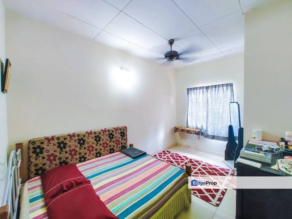 [RENOVATED + GATED] Double Storey Bandar Putera 2, Klang, Selangor, Klang