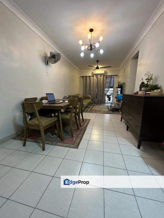 Apartment Cahaya Permai, Bandar Putra Permai,Seri Kembangan nr MRT, Selangor, Seri Kembangan