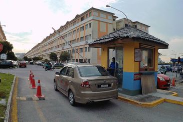 Rumah Pangsa Impian, Bandar Saujana Putra