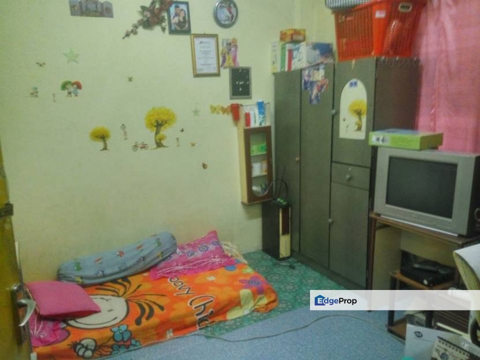 Flat Puchong Perdana Nearby LRT Puchong Perdana & Puchong Prima, Selangor, Puchong