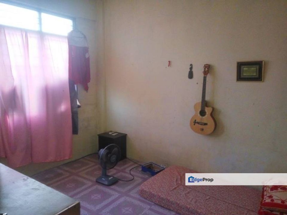 Flat Puchong Perdana Nearby LRT Puchong Perdana & Puchong Prima, Selangor, Puchong