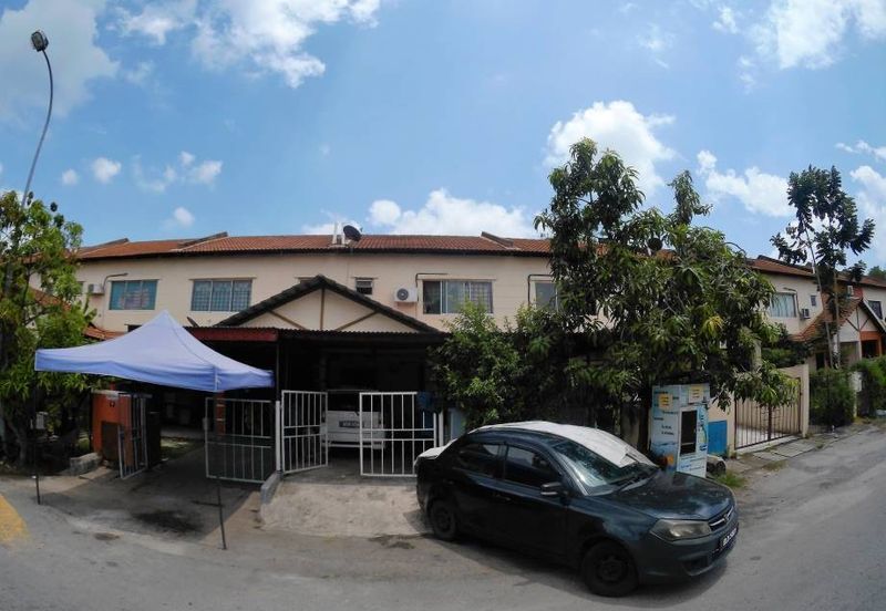 Taman Teluk Gedung Indah