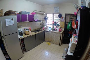 Taman Teluk Gedung Indah