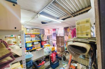 Pulau Indah ( Pulau Lumut )