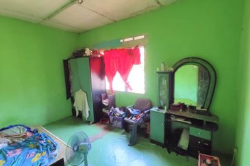 Rumah Teres 2 Tingkat Pandan Jaya Ampang near LRT KL and Tesco