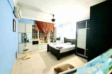 Casa Prima Condominium