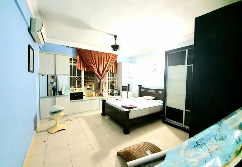 Casa Prima Condominium