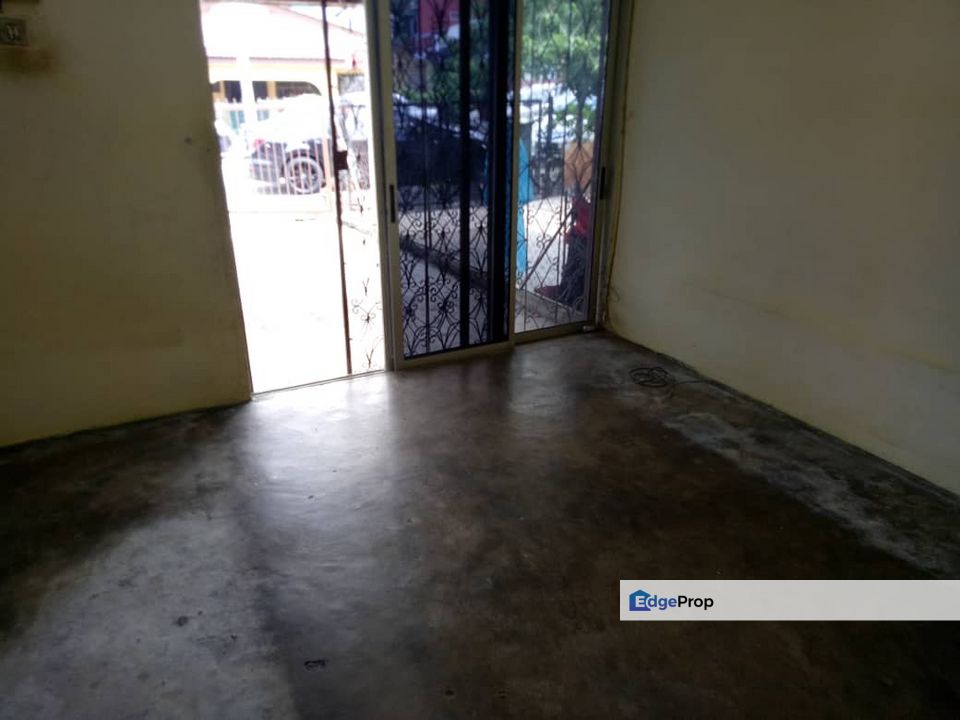 Double Storey Terrace Taman Bunga Raya Setapak nr UTAR LRT, Kuala Lumpur, Setapak