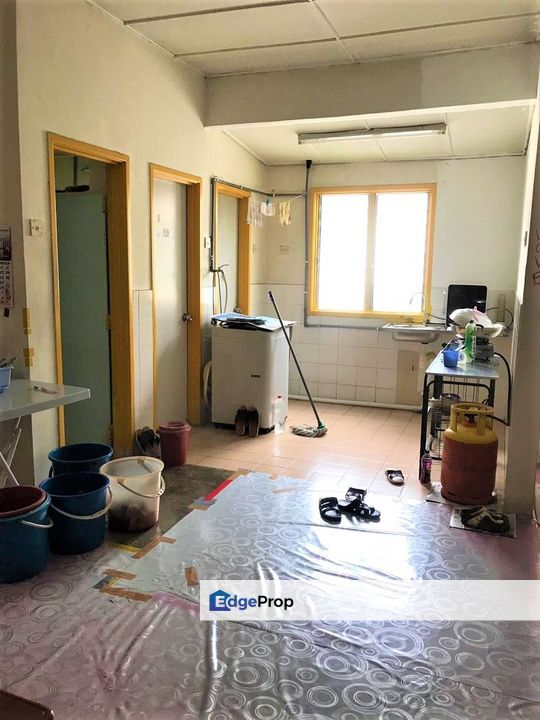 Apartment Taman Sri Putra, Sungai Buloh Strata, Selangor, Sungai Buloh