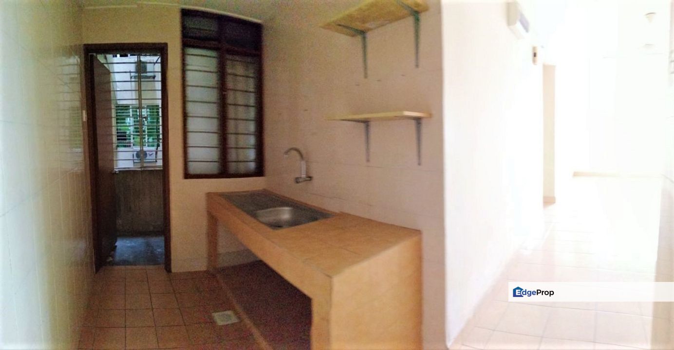 Putra Intan Condominium, Dengkil near Putrajaya Condo Lift, Selangor, Dengkil