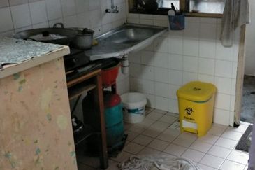 Ketitir Apartment, Taman Sungai Besi Indah