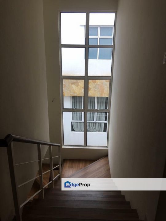 Triple storey Bungalow Casa Villa Seksyen 4 Shah Alam Banglo 3 Tingkat, Selangor, Shah Alam