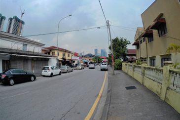 Kampung Datuk Keramat