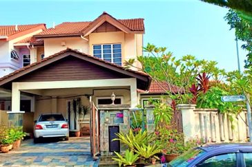 Bandar Tun Hussein Onn